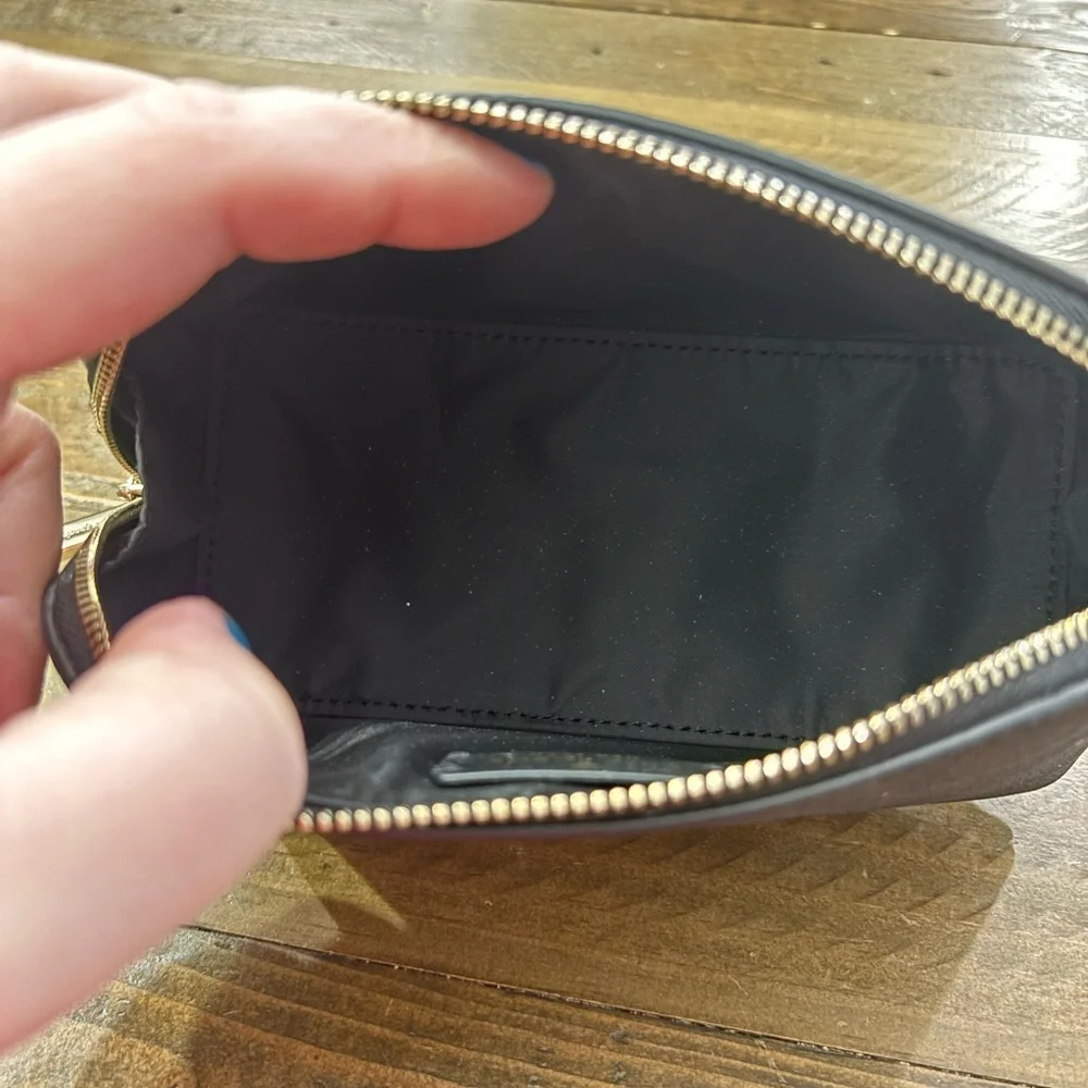 Kate Spade New York Shimmy Glitter Cosmetics Case in Black